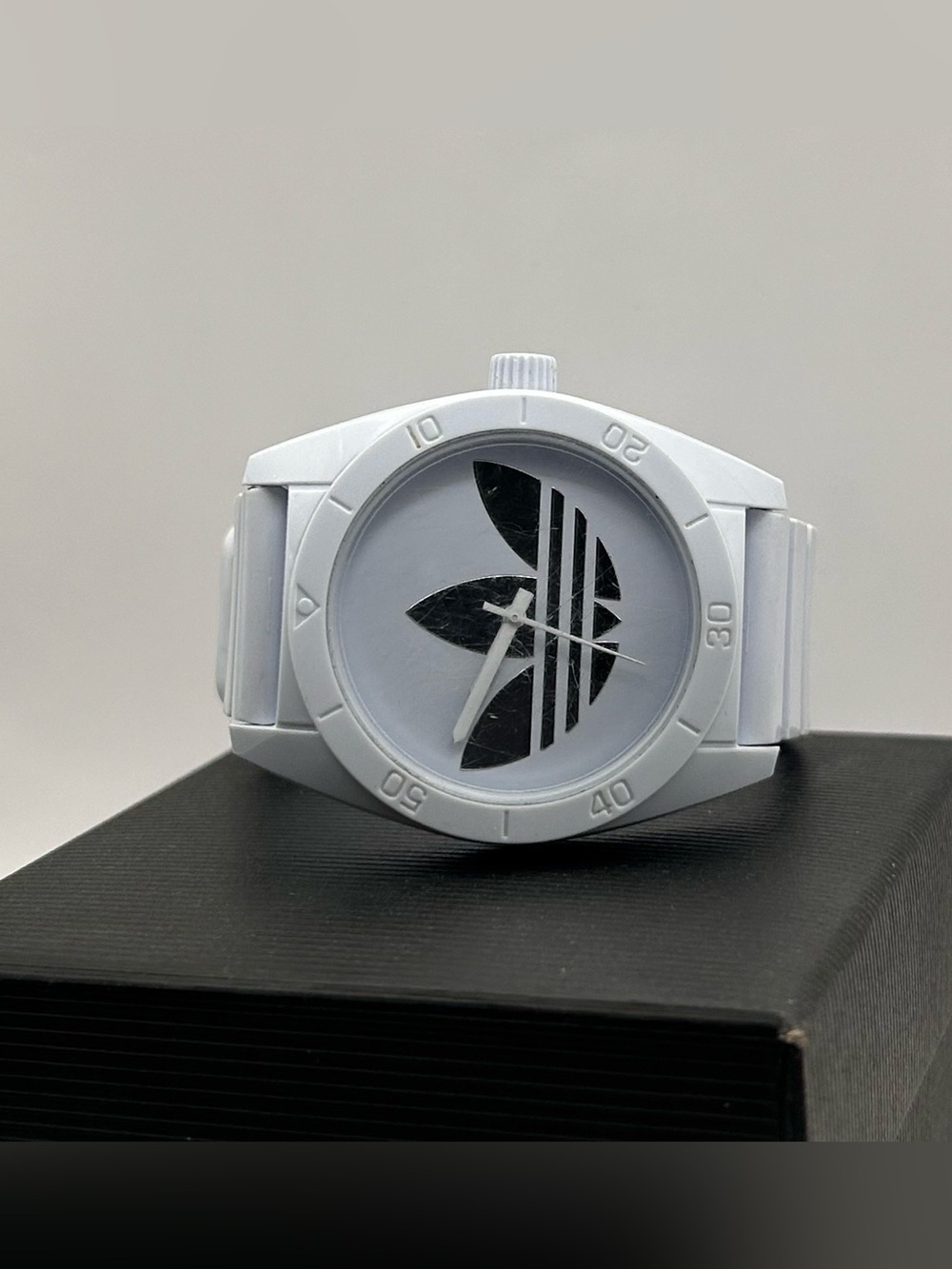 Adidas Originals Santiago Men’s White Case And Strap Quartz 40mm Watch ADH2703